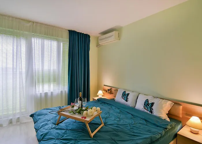 Paradise - Free Parking Apartman Várna